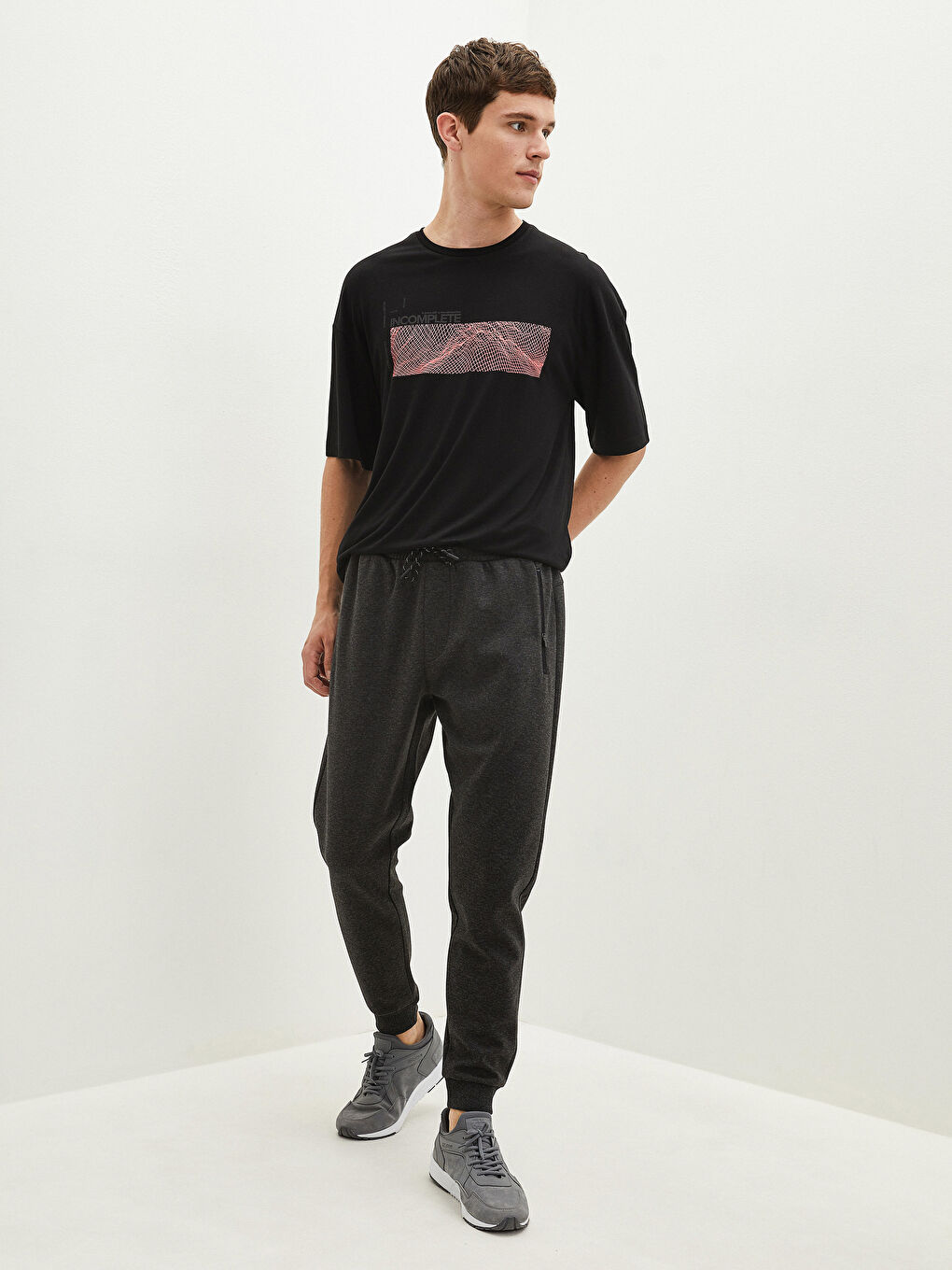 بنطلون رياضي رجالي ضيق للركض مناسب للرياضة-1