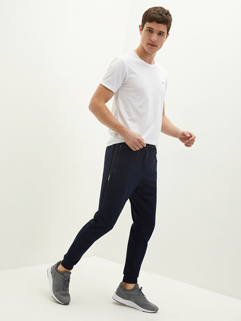 بنطلون رياضي رجالي ضيق للركض مناسب للرياضة-4