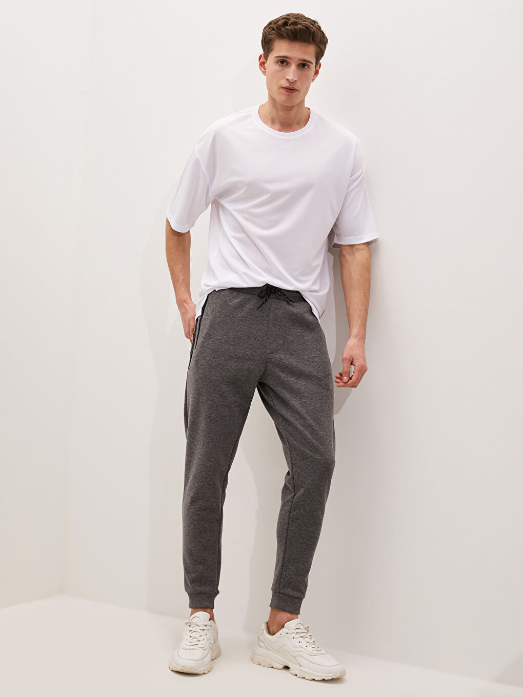 Gri Slim Fit Aktif Spor Erkek Jogger Eşofman Altı-3