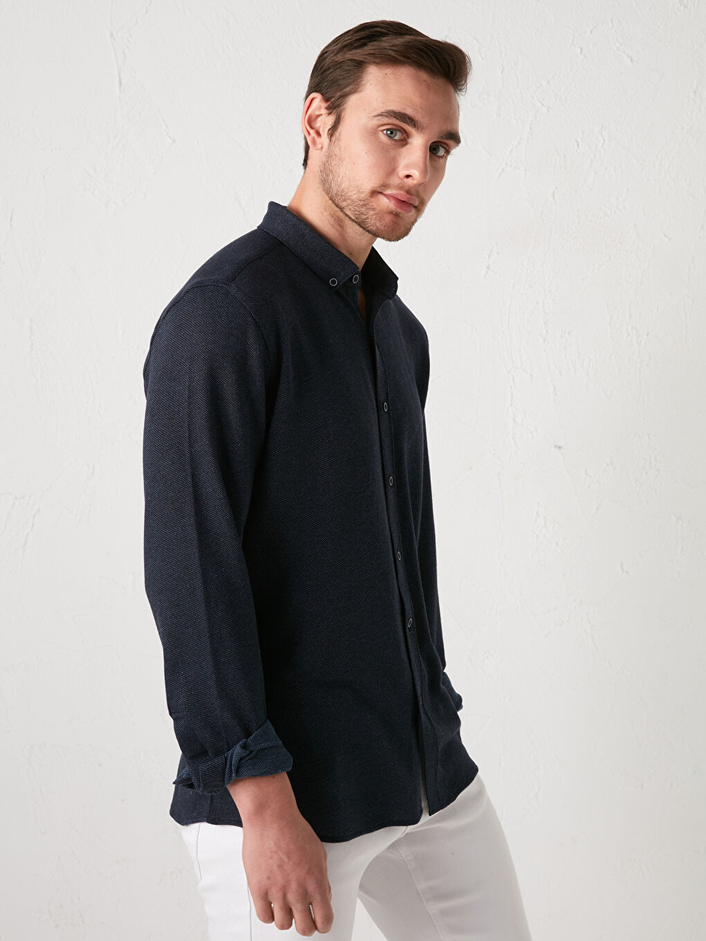 قميص رجالي قطن بأكمام طويلة وقصة ضيقة-1