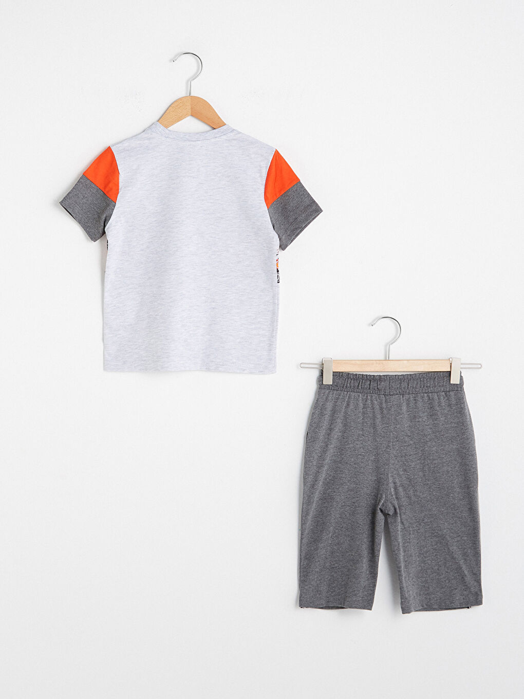 Crew Neck Printed Short Sleeve Boys' T-Shirt and Shorts-1