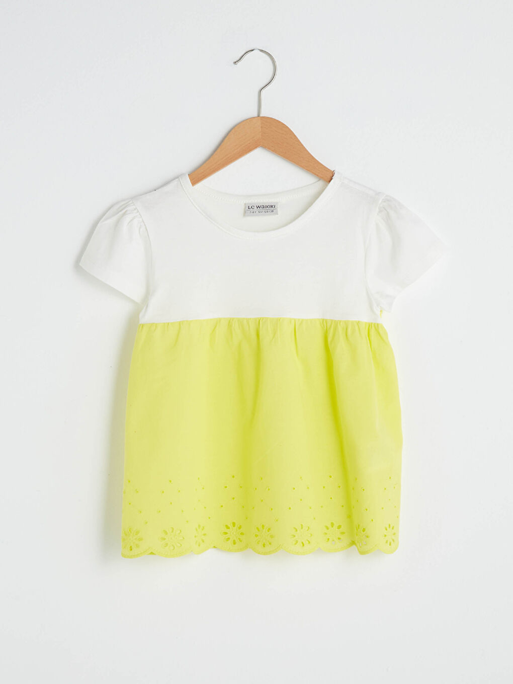 Crew Neck Scalloped Detail Short Sleeve Girls' Blouse