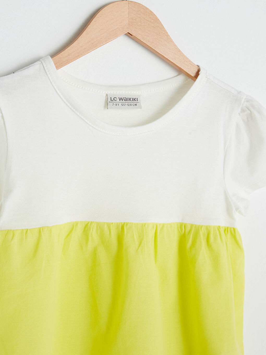 Crew Neck Scalloped Detail Short Sleeve Girls' Blouse-1