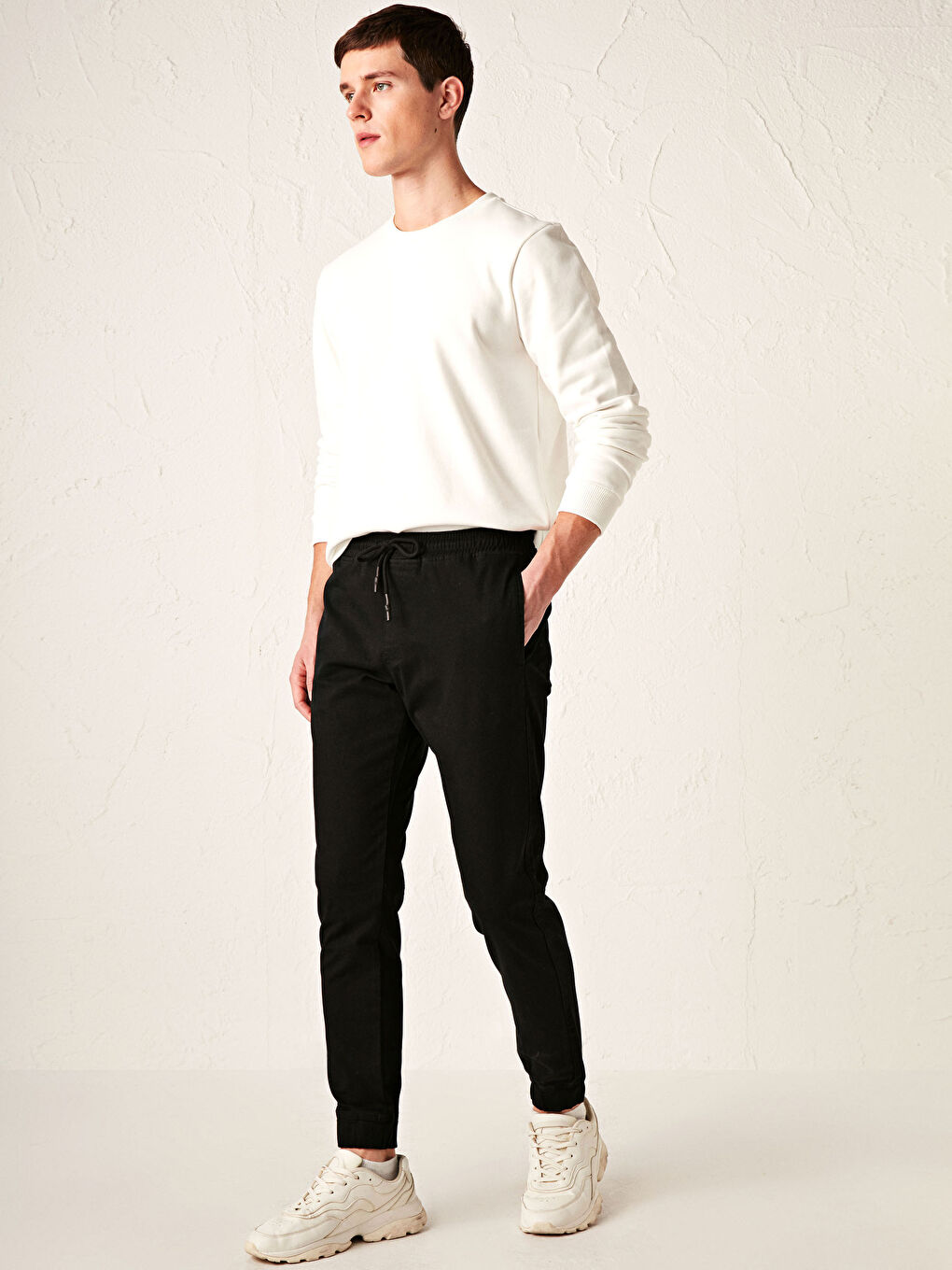 Pantalon en gabardine coupe slim-1