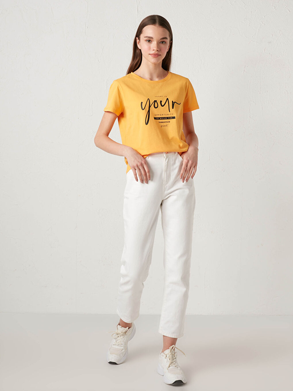 Футболка Женская С Коротким Рукавом, Круглым Вырезом И Принтом-Слоганом-2