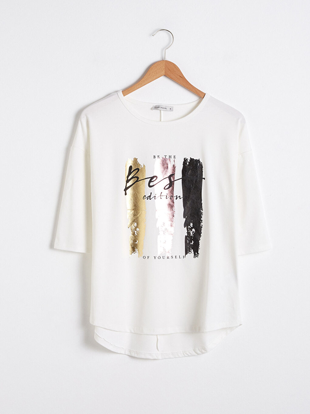 Ekru Bisiklet Yaka Baskılı Tişört