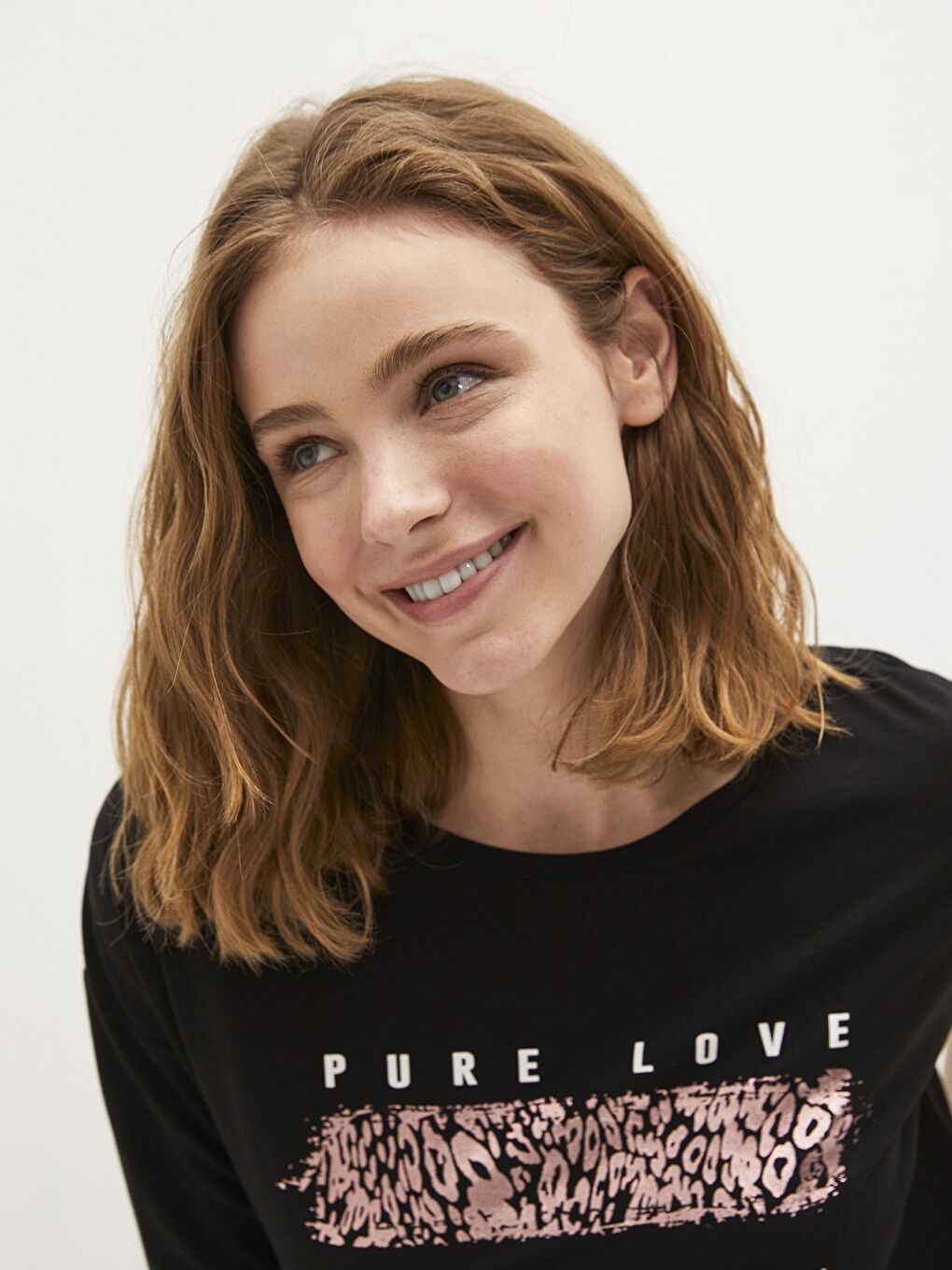 Siyah Bisiklet Yaka Baskılı Uzun Kollu Kadın Tişört-2