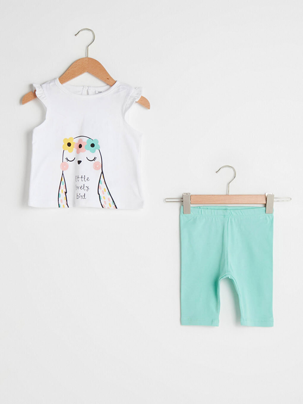 طقم قميص بدون أكمام برقبة دائرية مطبوع من القطن مع بنطال ضيق - مجموعة من قطعتين