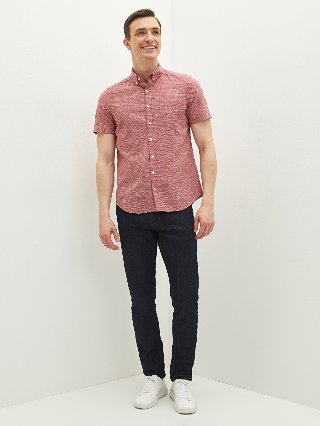 Chemise pour Hommes Slim Fit Manches Courtes en Popeline-1