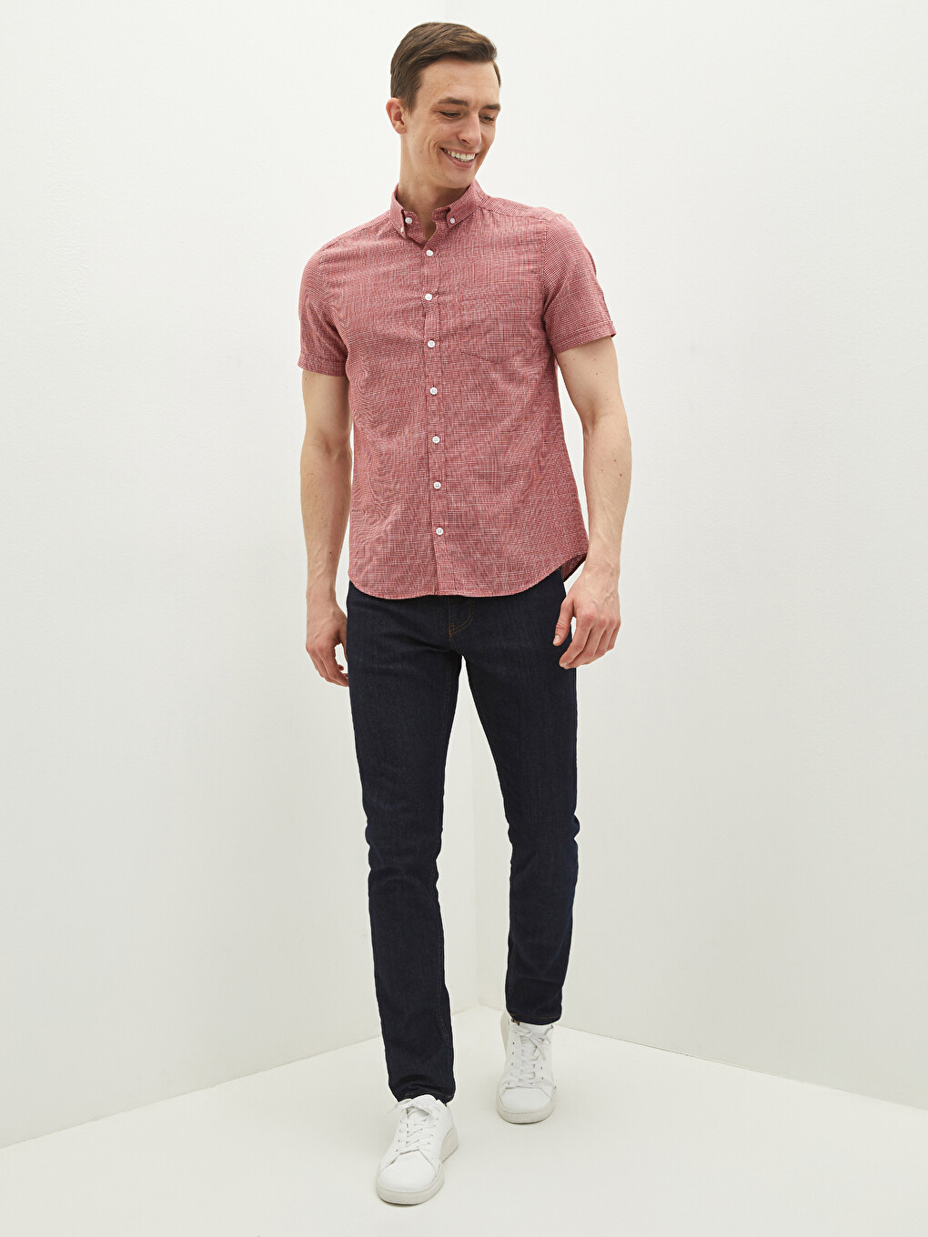 Chemise pour Hommes Slim Fit Manches Courtes en Popeline-2
