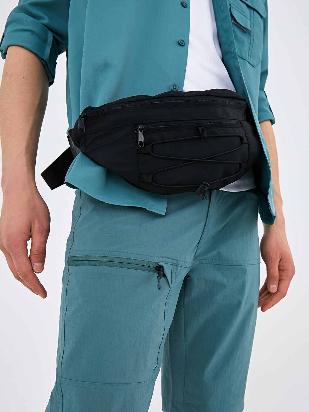 Siyah Fermuarlı İnce Erkek Bel Çantası-1