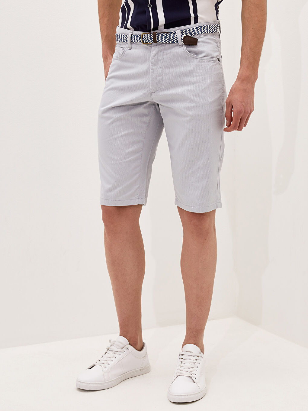 Gri Slim Fit Armürlü Erkek Şort-1