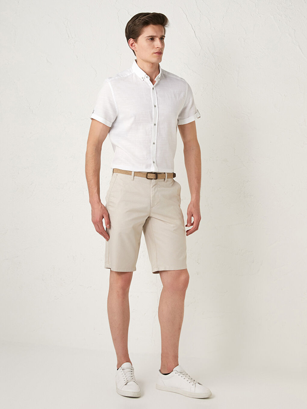 Bej Slim Fit Kemerli Erkek Şort-15