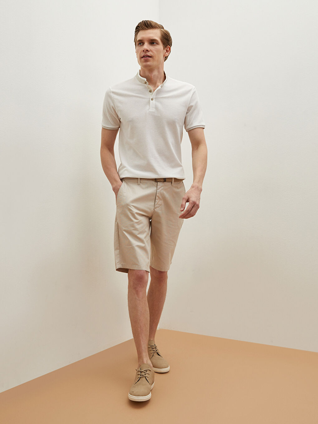 Bej Slim Fit Kemerli Erkek Şort-3