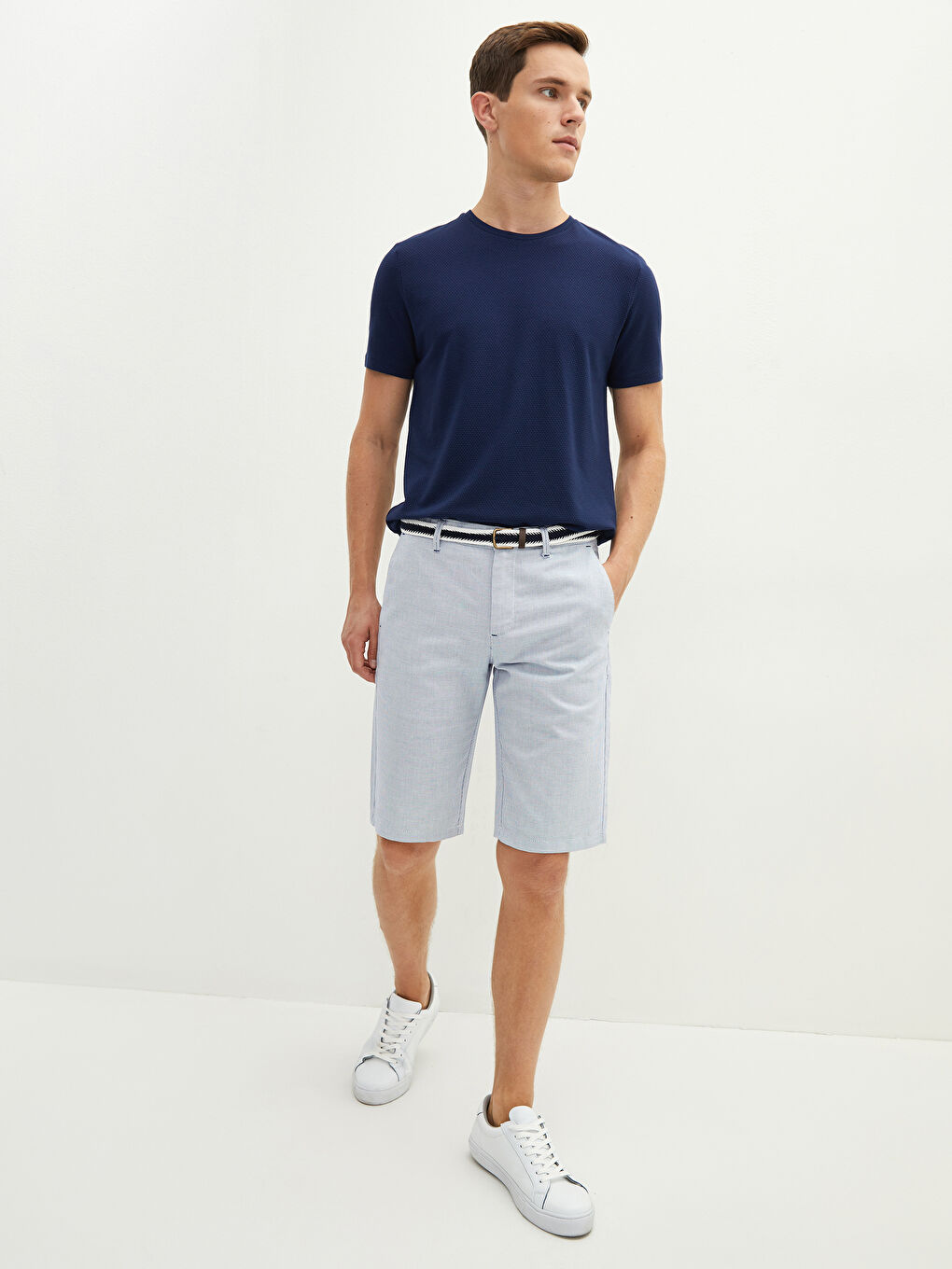 Mavi Slim Fit Kemerli Erkek Şort-1