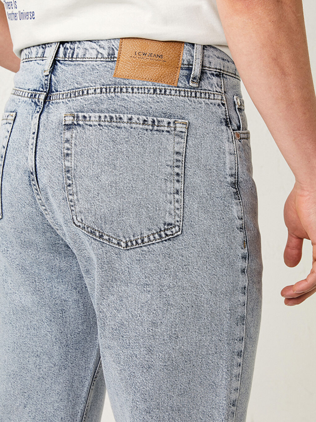 İndigo 710 Loose Fit Erkek Jean Pantolon-3