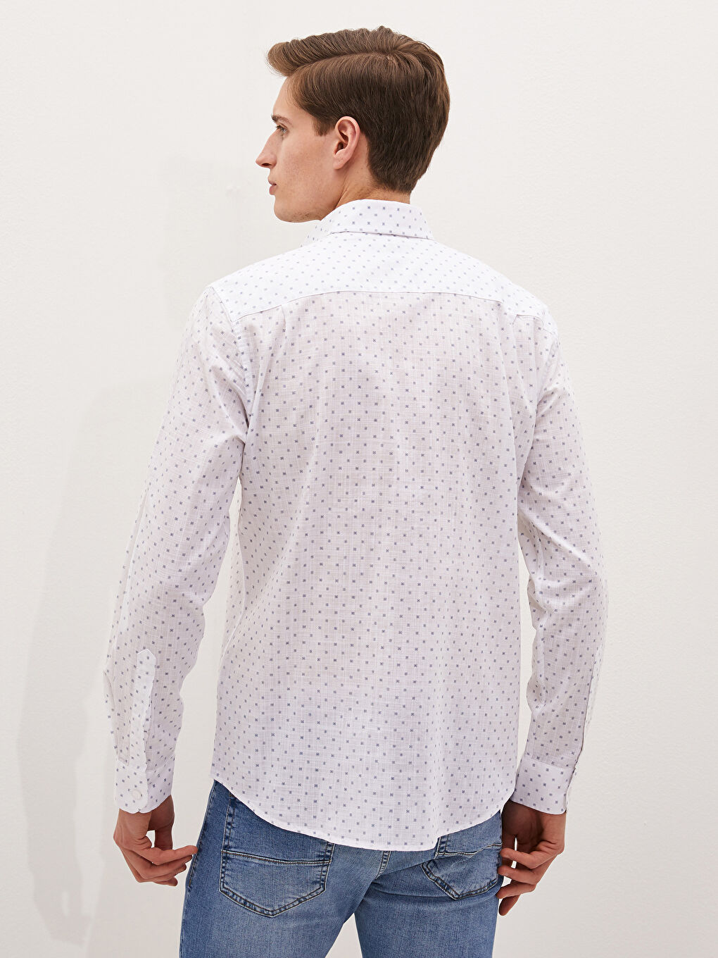 LCWAIKIKI Classic Regular Fit Long Sleeve Poplin Men's Shirt -S16919Z8-LU7