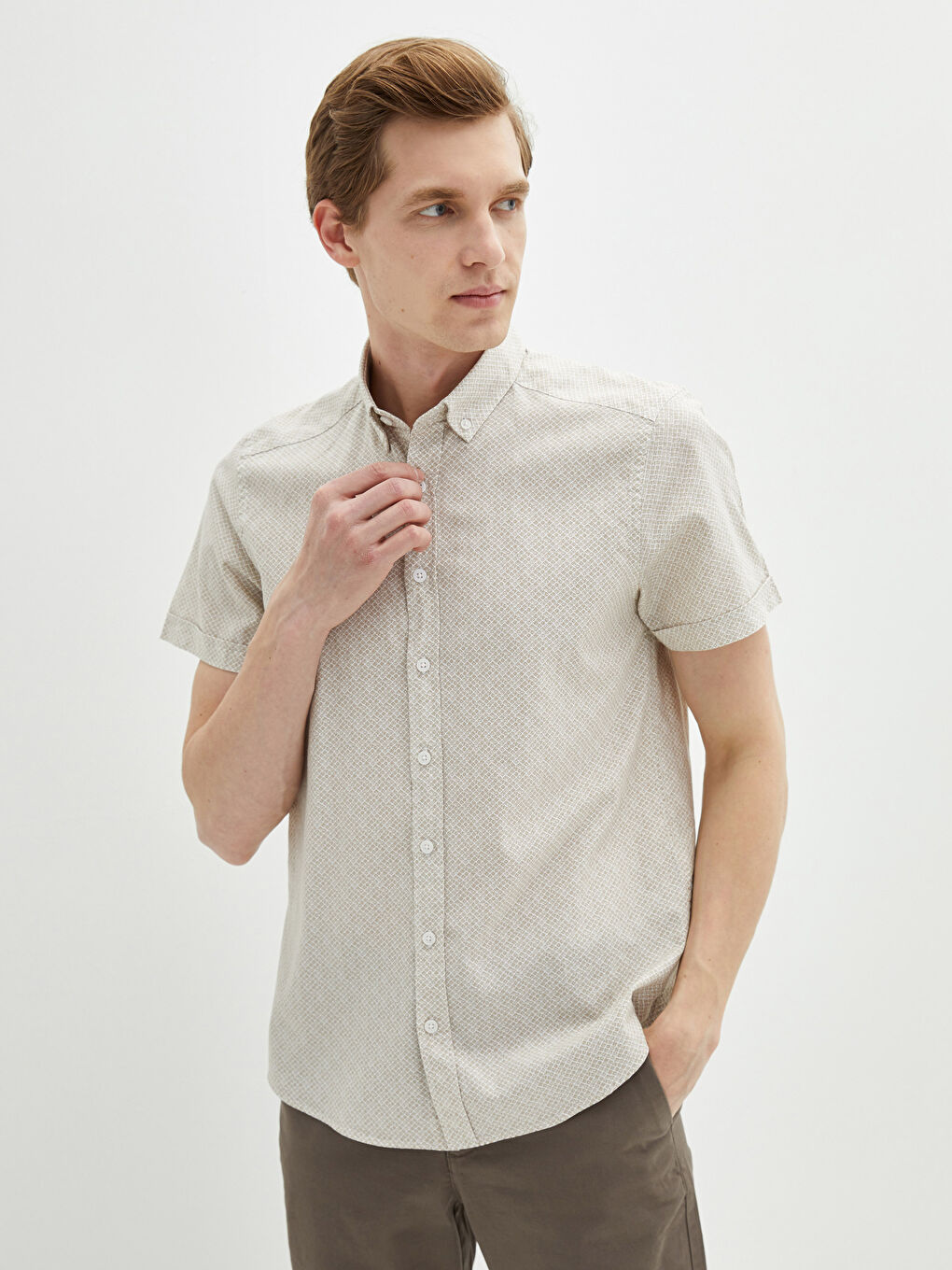 Slim Fit Short Sleeve Oxford Men Shirt-2