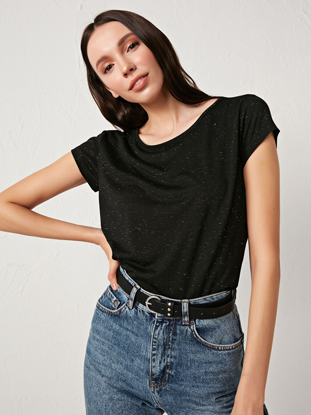 Crew Neck Plain T-shirt-1