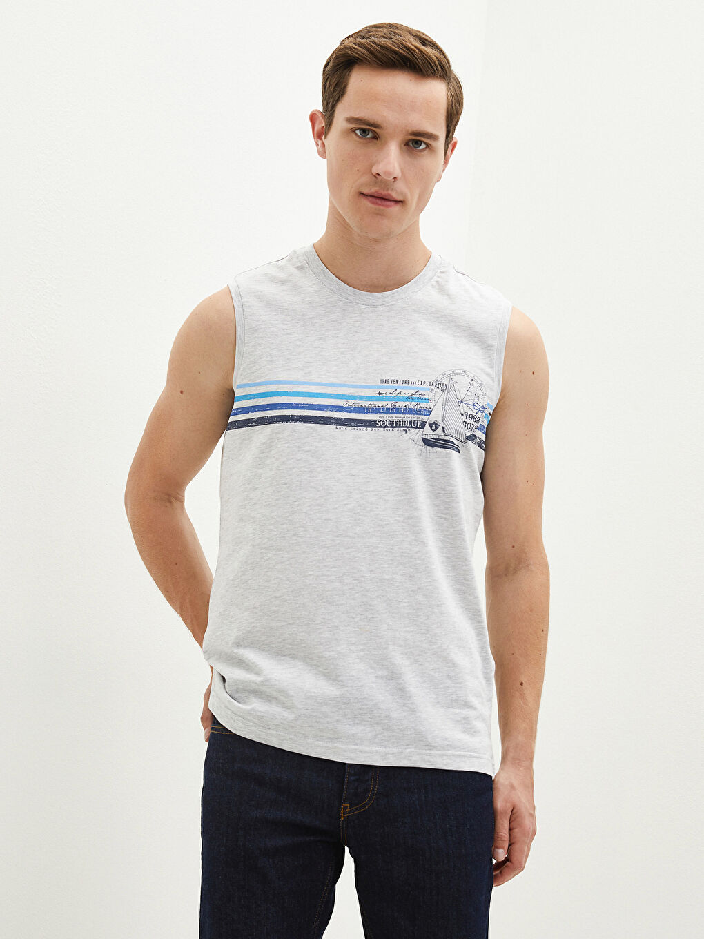 Bej Bisiklet Yaka Baskılı Erkek Kolsuz Tişört-1