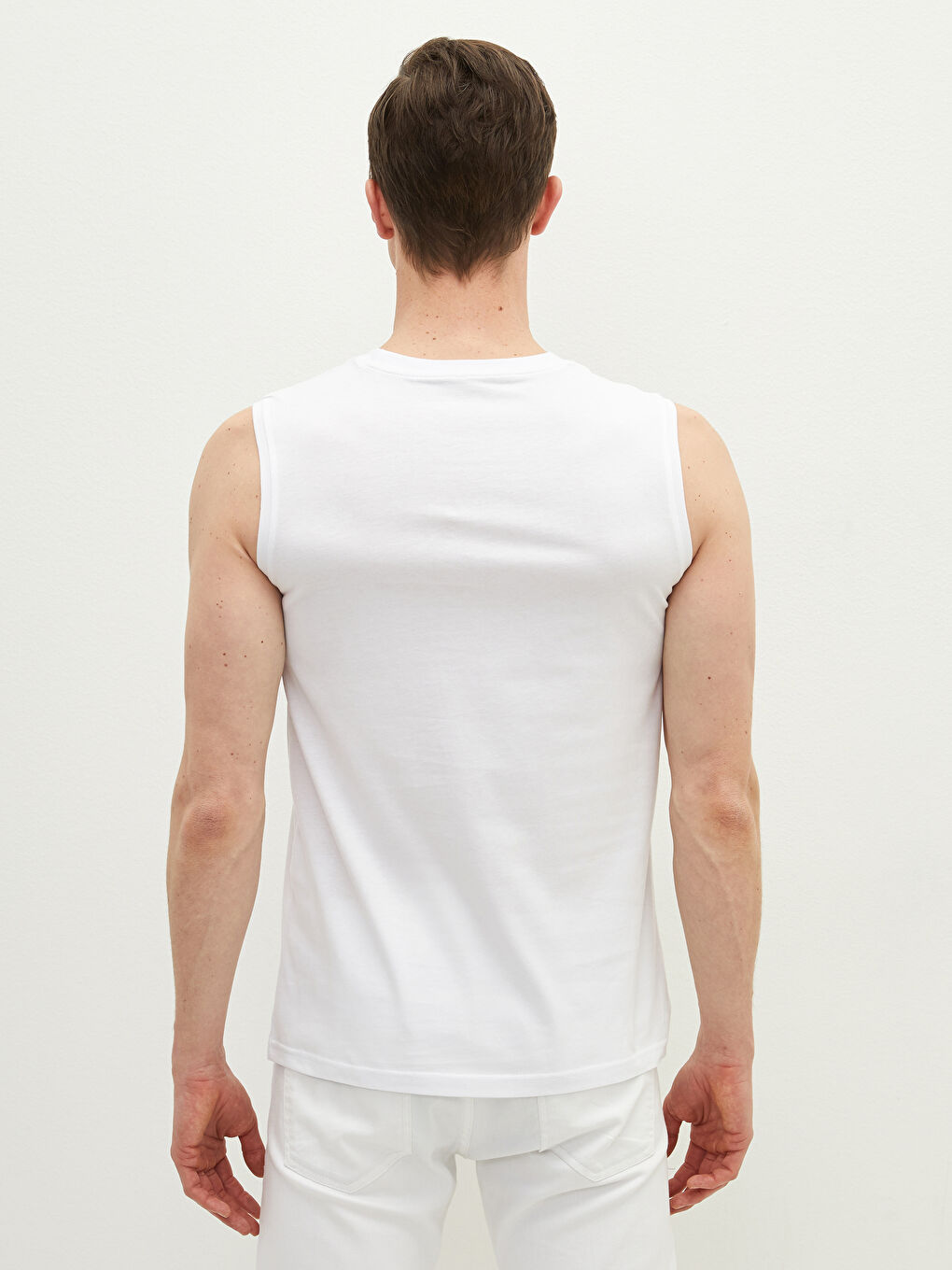 Beyaz Bisiklet Yaka Baskılı Erkek Kolsuz Tişört-4