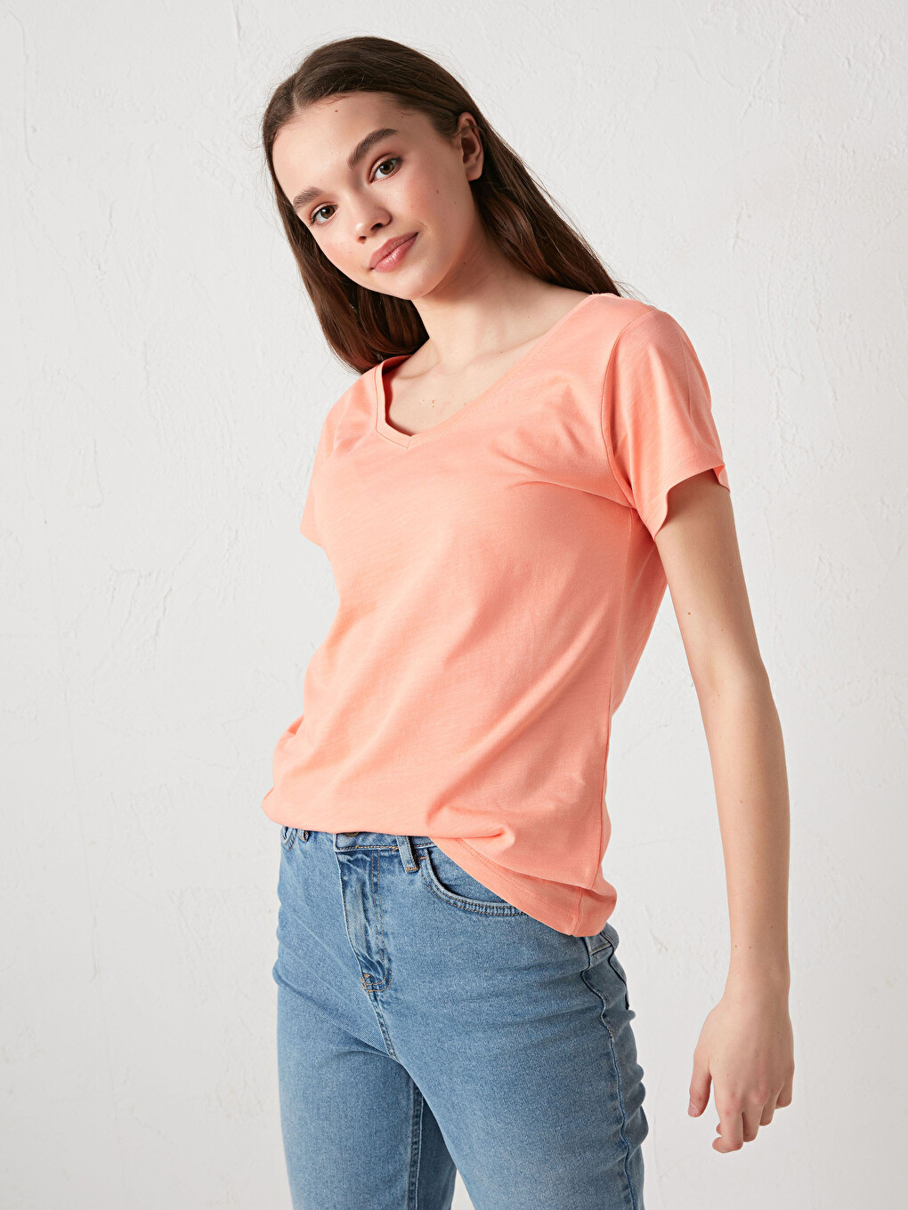 V Neck Straight Short Sleeve Cotton Women's T-shirt-2