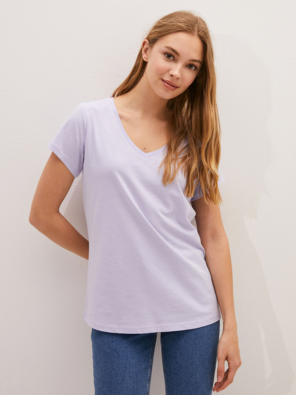 Lila V Yaka Düz Kısa Kollu Pamuklu Kadın  Tişört-2