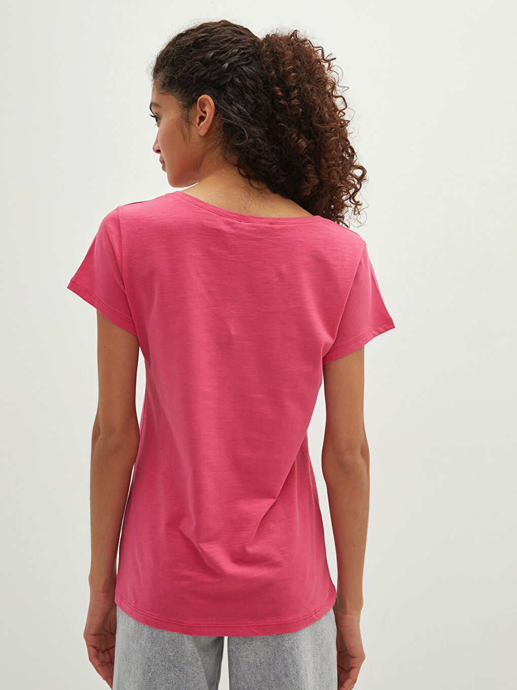 Pembe V  Yaka Düz Kısa Kollu Pamuklu Kadın Tişört-3