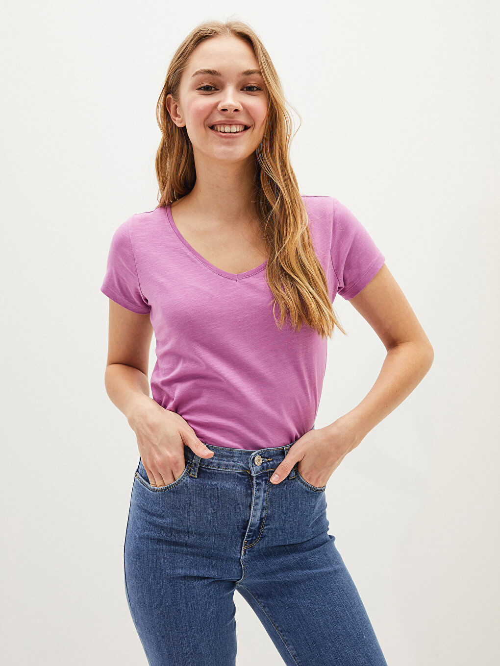 V-neck Cotton Plain T-shirt-1
