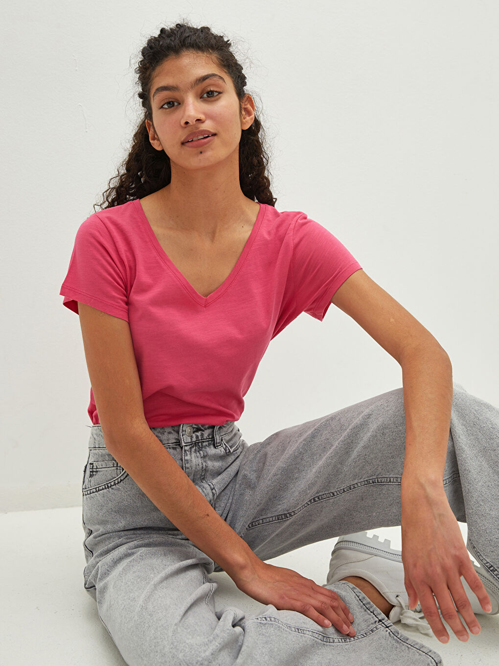 Pembe V  Yaka Düz Kısa Kollu Pamuklu Kadın Tişört