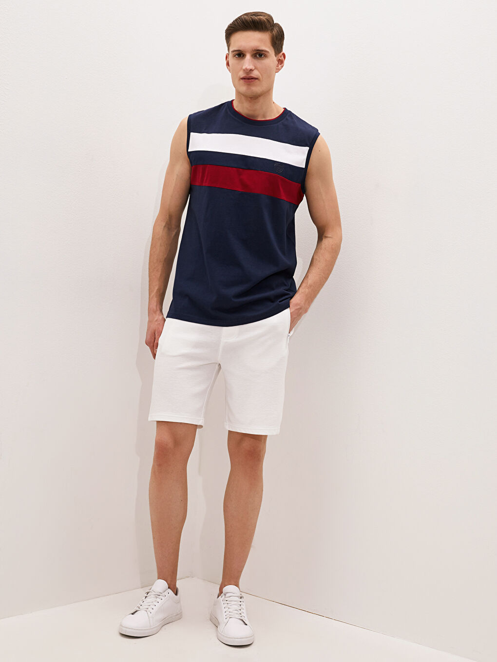 Lacivert Bisiklet Yaka Renk Bloklu Pamuklu Erkek Kolsuz Tişört-4