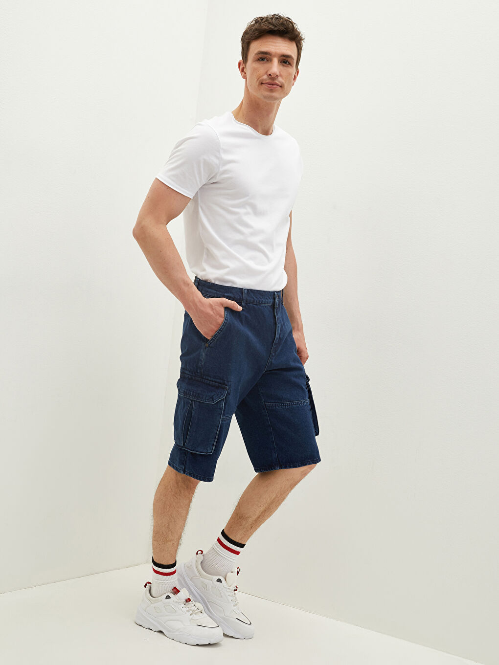 İndigo Rahat Kalıp Bermuda Erkek Jean Şort-1