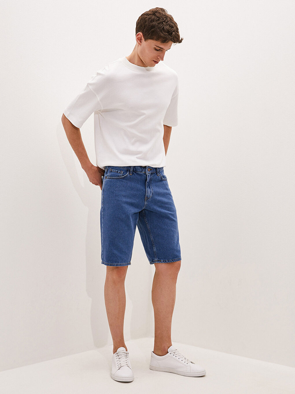 İndigo Standart Kalıp Erkek Jean Şort-2