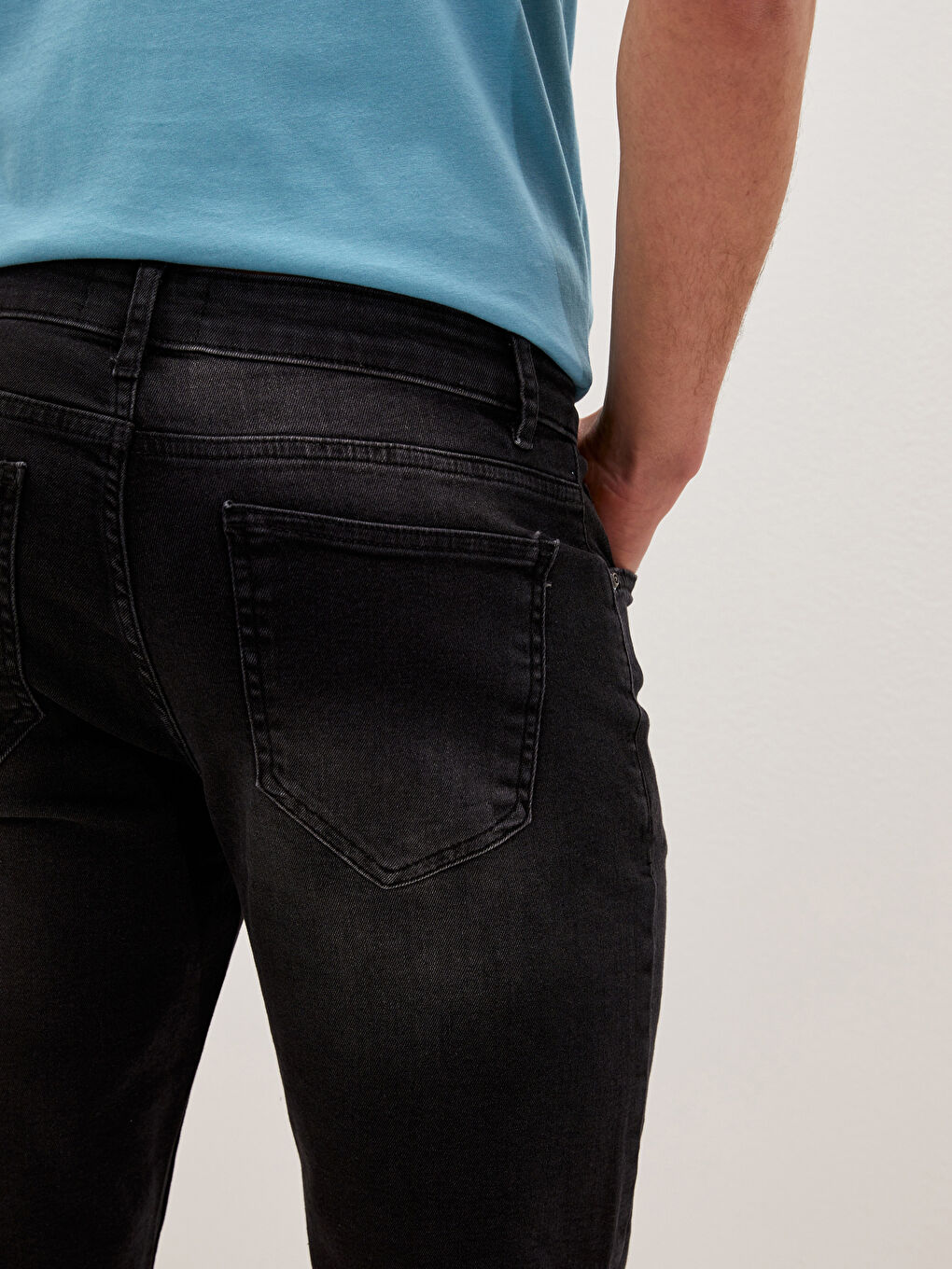 Siyah Standart Kalıp Erkek Jean Şort-4