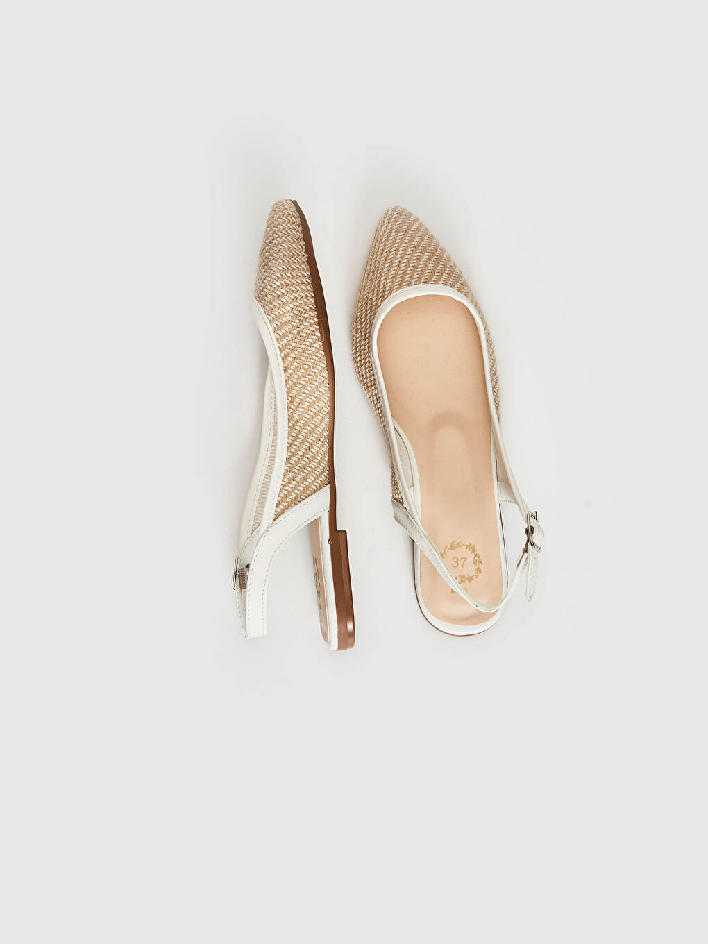 Bej Kadın Sivri Burun Babet Ayakkabı-2