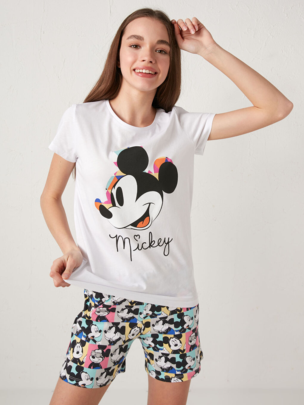 Crew Neck Mickey Mouse Printed Cotton Short Pajamas Set