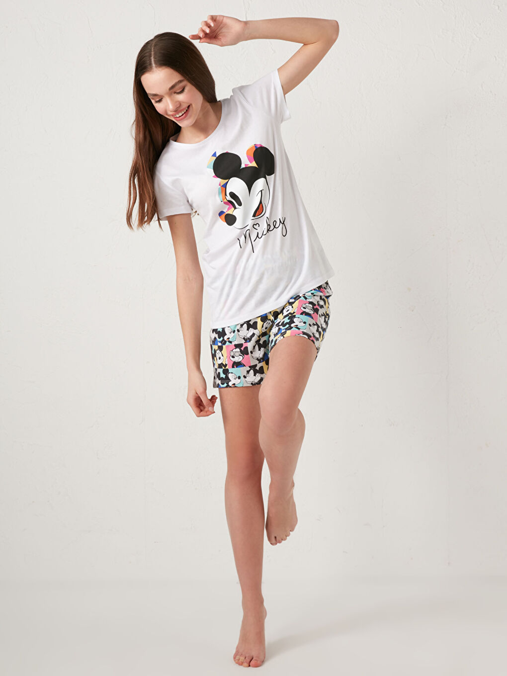 Crew Neck Mickey Mouse Printed Cotton Short Pajamas Set-2