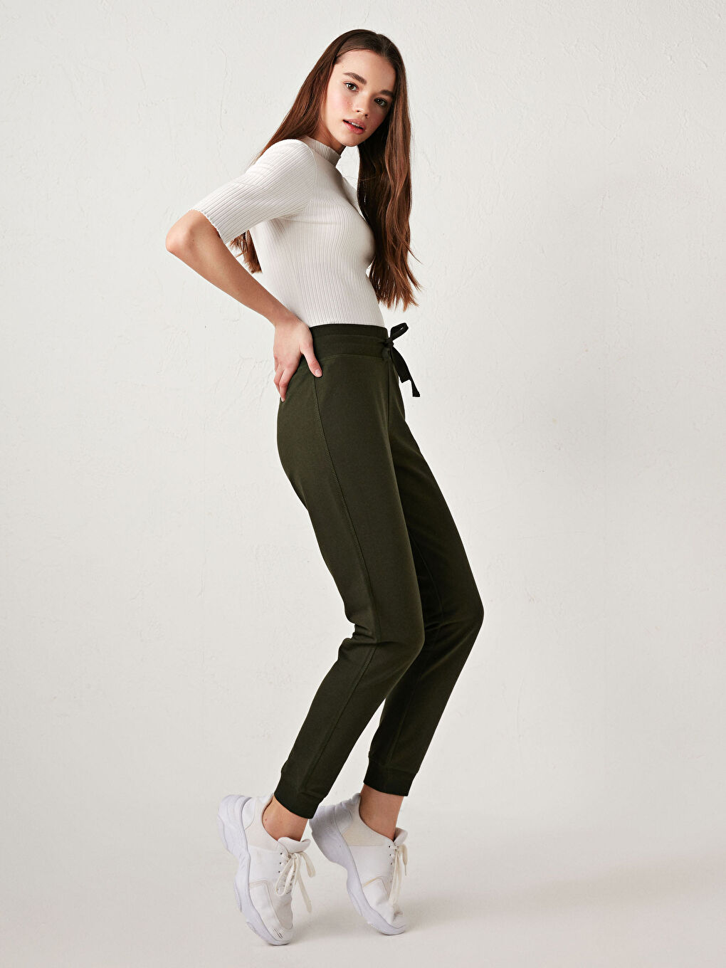 بنطلون رياضي بخصر مرن للسيدات-2