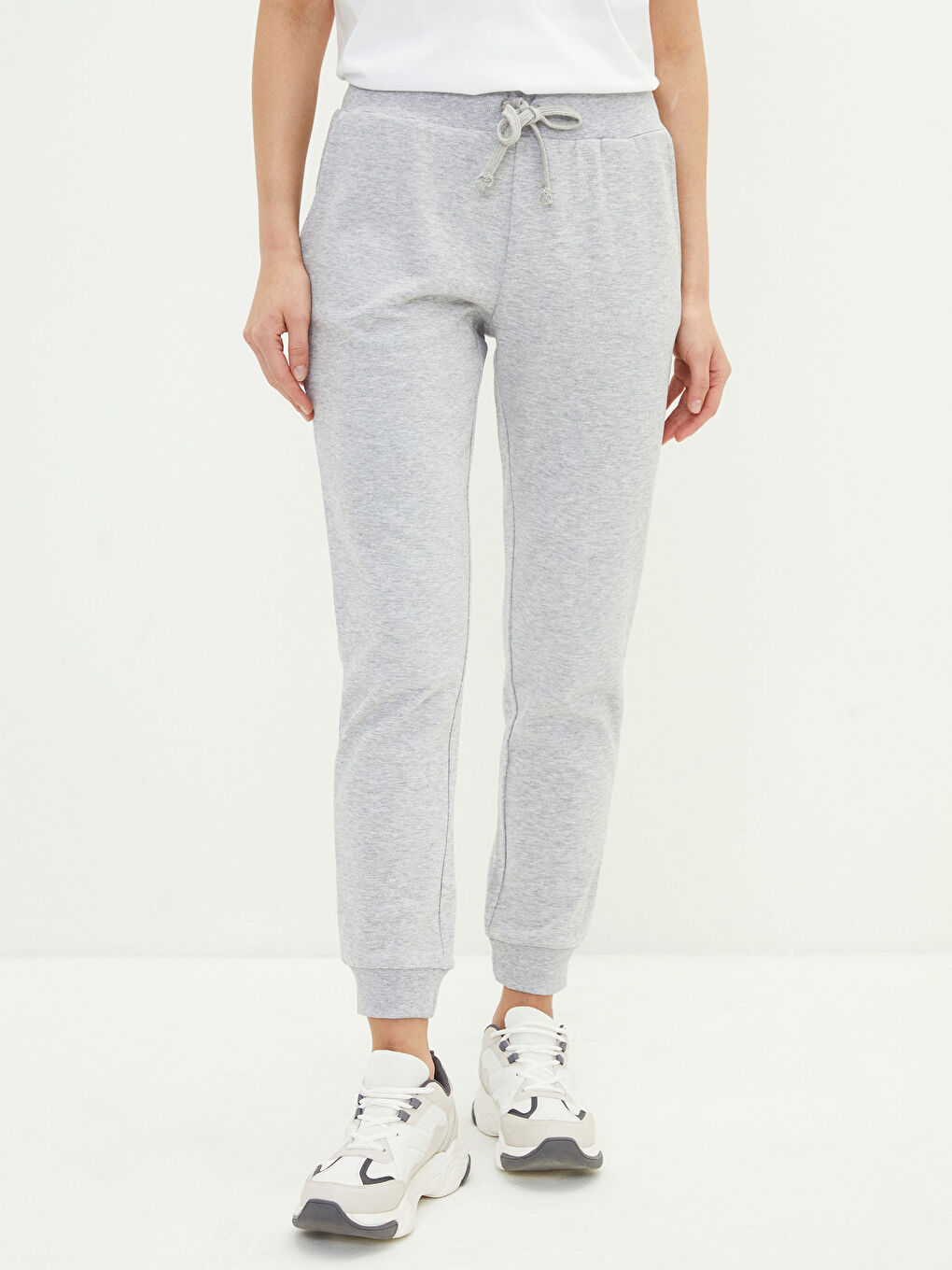 Спортивные штаны-джоггеры с эластичной талией-2