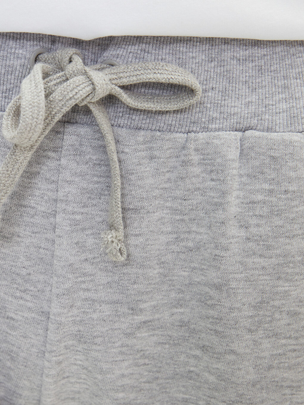 Спортивные штаны-джоггеры с эластичной талией-4