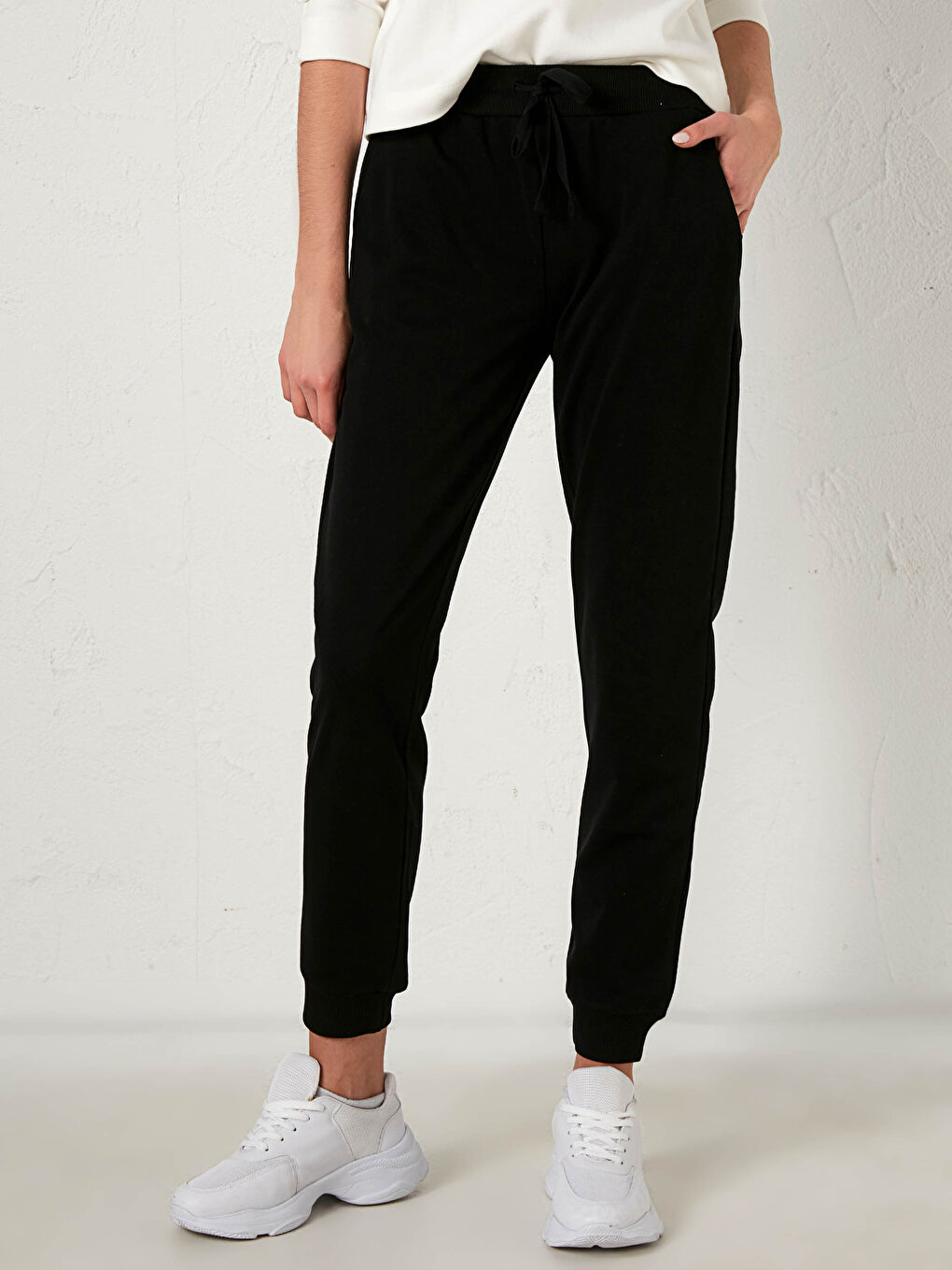 Elastic Waist Jogger Sweatpants-2