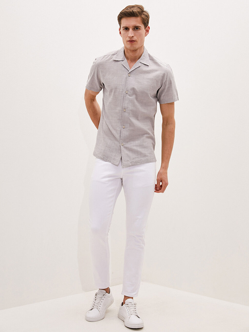 Bej Slim Fit Resort Yaka Kısa Kollu Poplin Erkek Gömlek-3