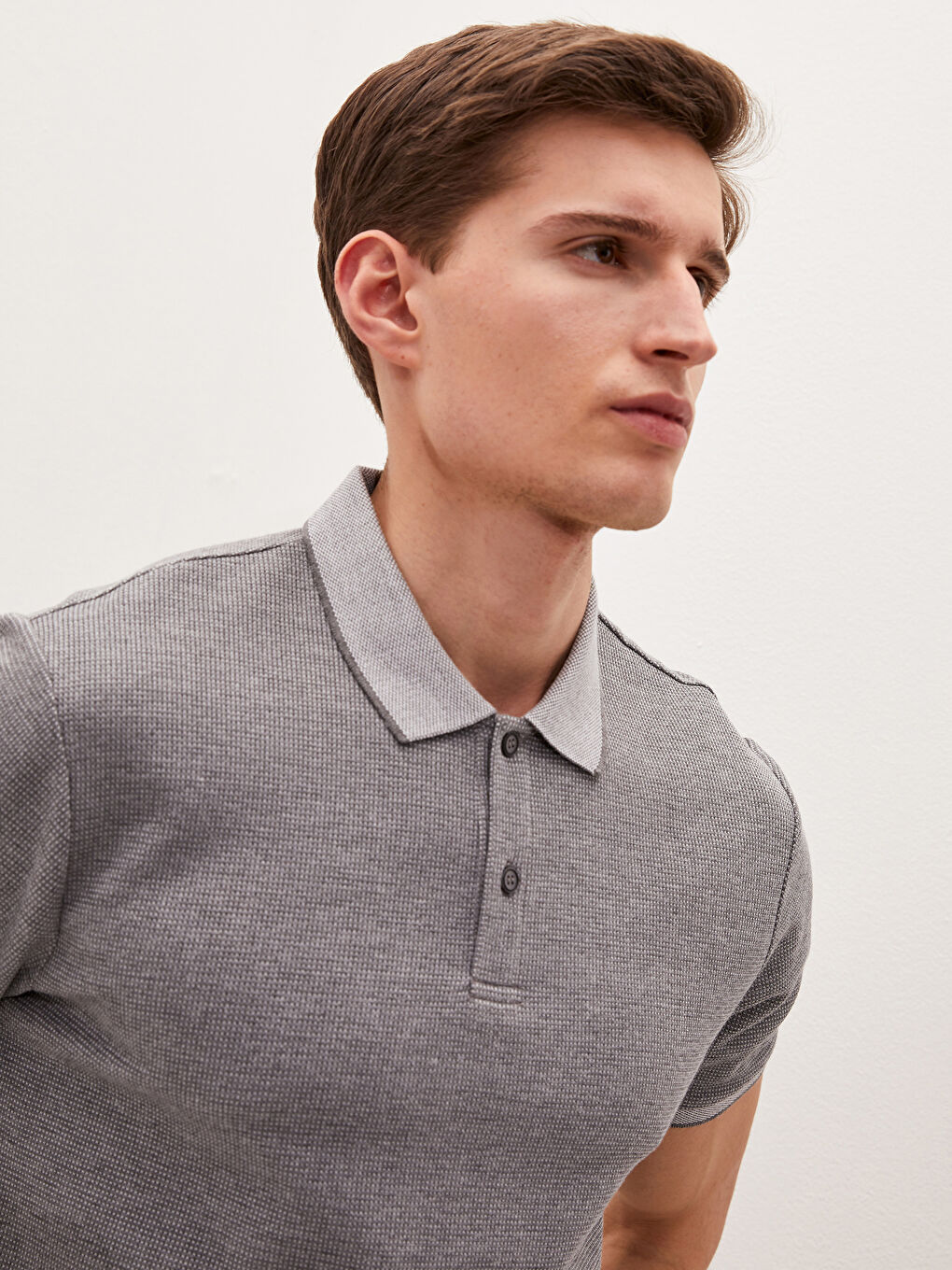 Gri Polo Yaka Kısa Kollu Erkek Tişört-1