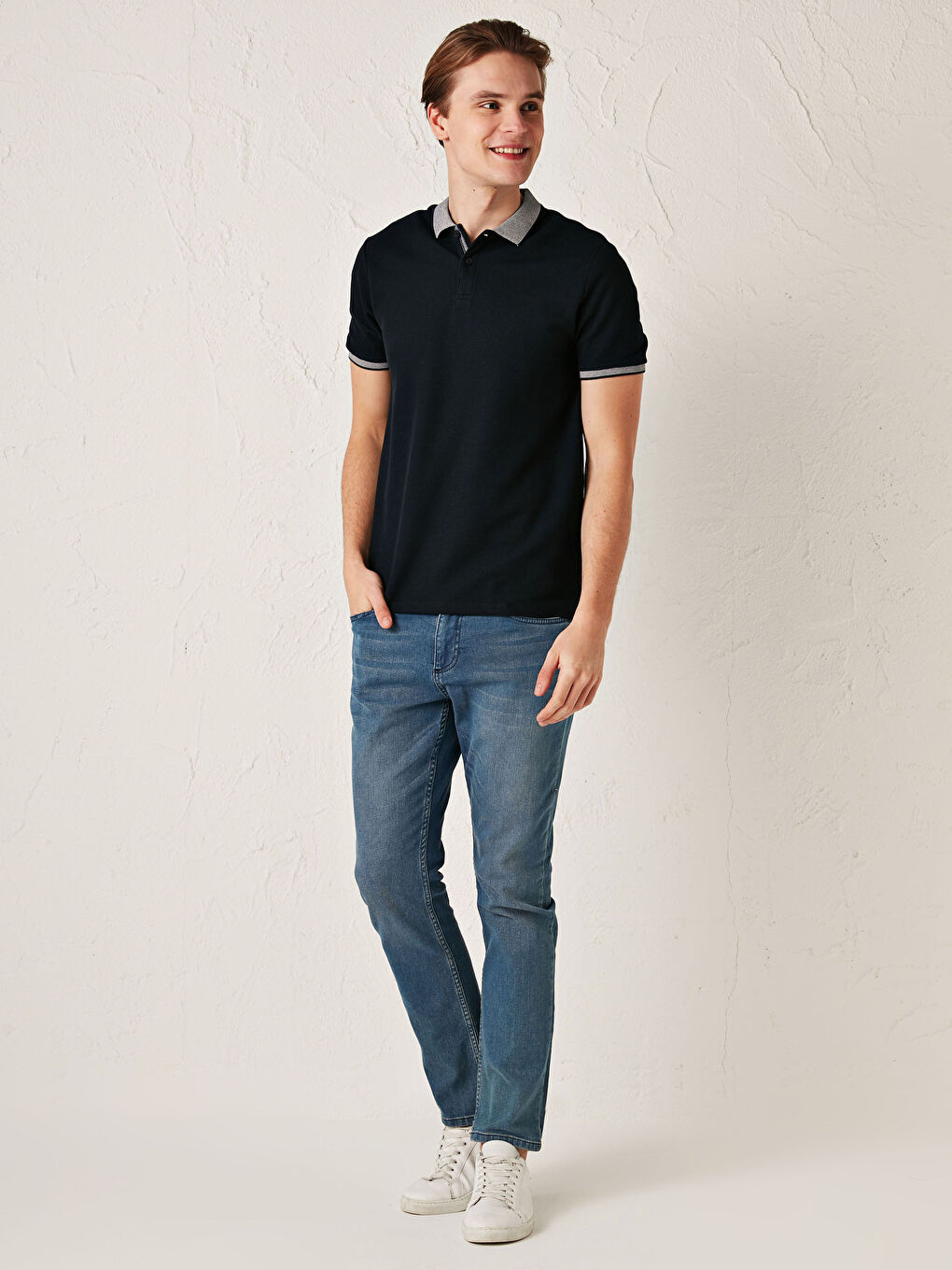 Lacivert Polo Yaka Kısa Kollu Erkek Tişört-1