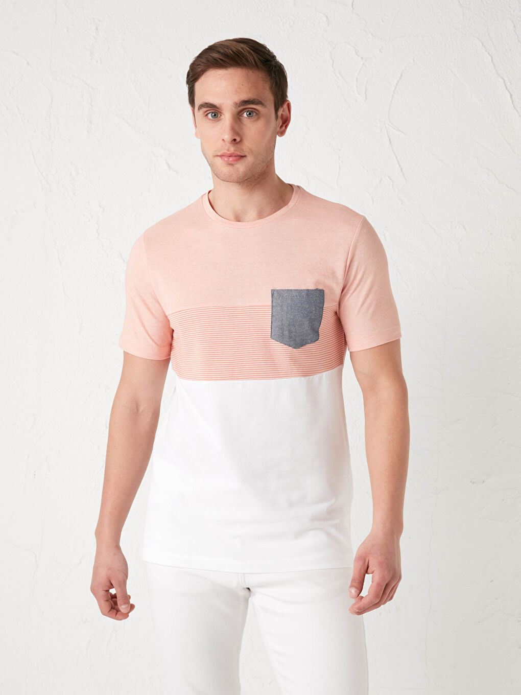 Pembe Bisiklet Yaka Kısa Kollu Renk Bloklu Pike Erkek Tişört