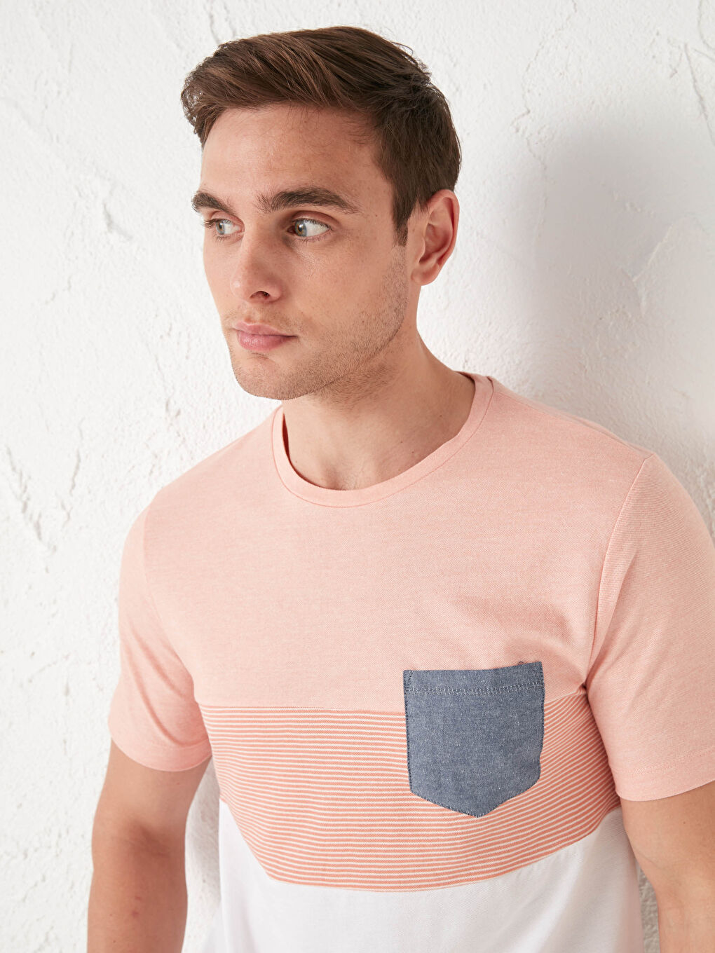 Pembe Bisiklet Yaka Kısa Kollu Renk Bloklu Pike Erkek Tişört-2