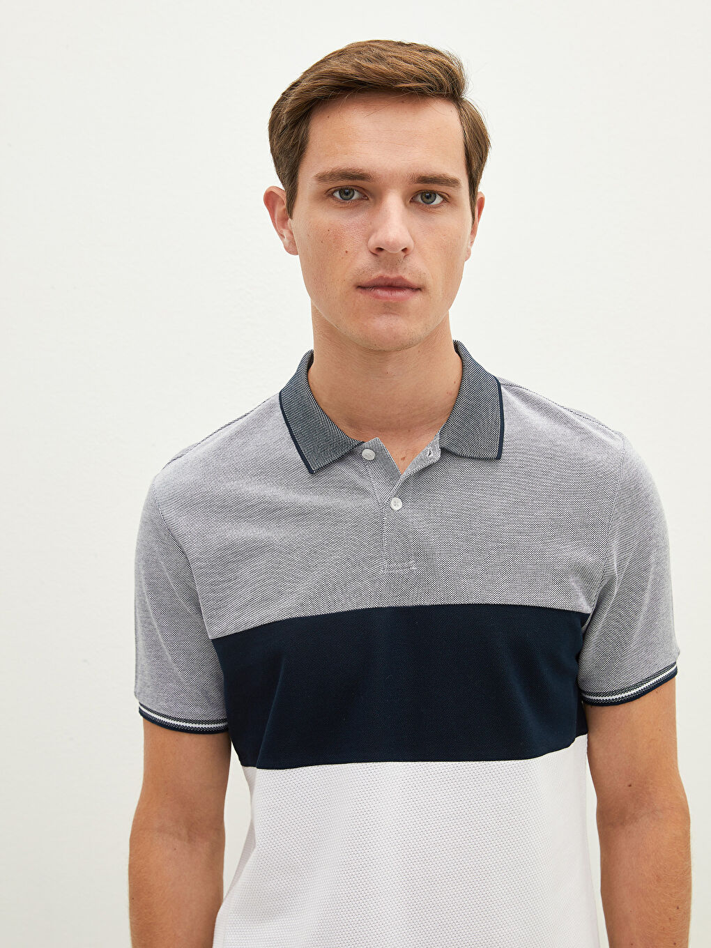 Lacivert Polo Yaka Kısa Kollu Renk Bloklu Erkek Tişört