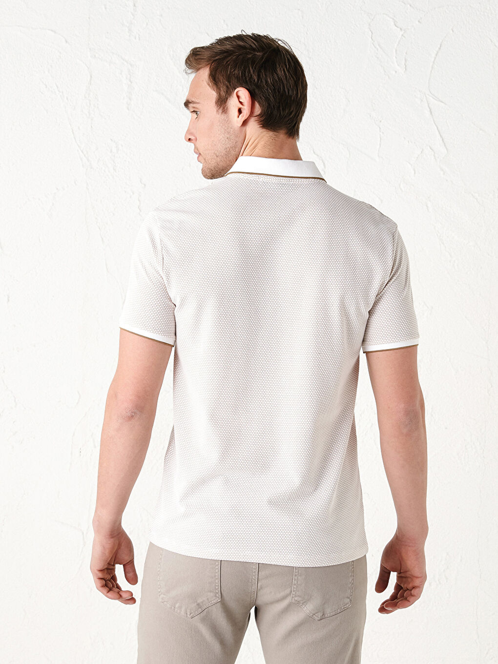 Beyaz Polo Yaka Kısa Kollu Erkek Tişört-10