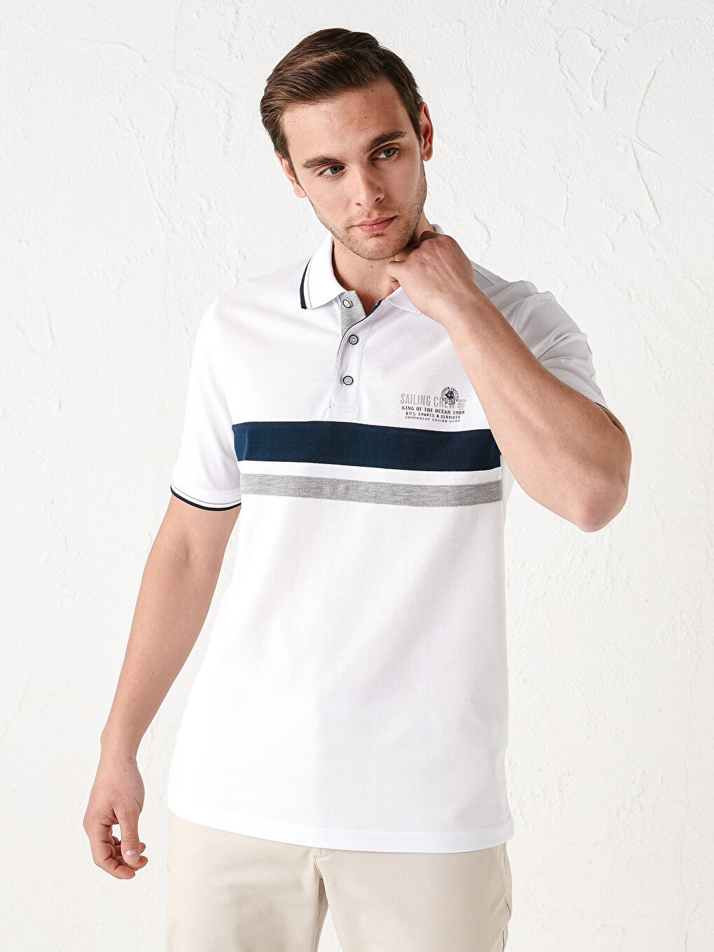 Beyaz Polo Yaka Kısa Kollu Çizgili Erkek Tişört-1