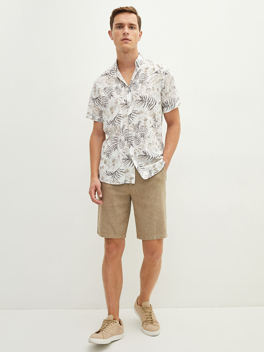 Bej Slim Fit Kısa Kollu Desenli Viskon Erkek Gömlek-3